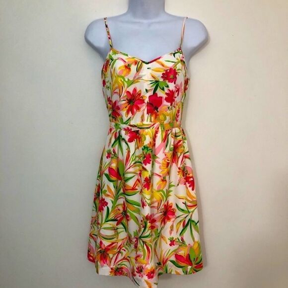 J. Crew Dresses & Skirts - J. Crew Size 0 Spaghetti Strap Pretty Summer Dress!